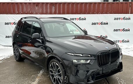 BMW X7, 2024 год, 21 000 000 рублей, 9 фотография