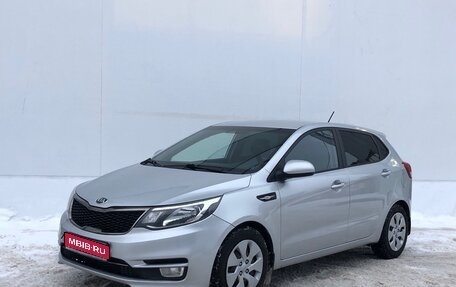 KIA Rio III рестайлинг, 2016 год, 815 000 рублей, 1 фотография