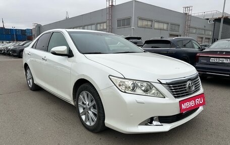 Toyota Camry, 2014 год, 2 080 000 рублей, 3 фотография