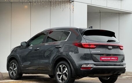 KIA Sportage IV рестайлинг, 2020 год, 2 670 000 рублей, 7 фотография