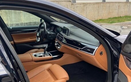 BMW 7 серия, 2017 год, 4 950 000 рублей, 2 фотография