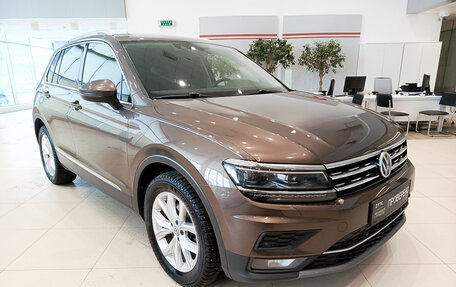 Volkswagen Tiguan II, 2018 год, 2 859 000 рублей, 7 фотография