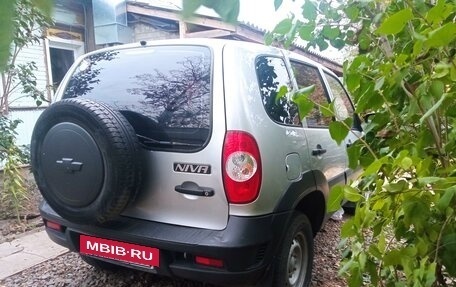 Chevrolet Niva I рестайлинг, 2012 год, 650 000 рублей, 10 фотография