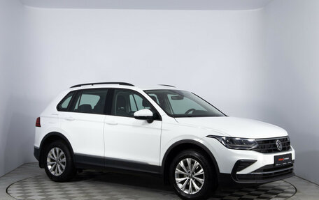 Volkswagen Tiguan II, 2021 год, 2 980 000 рублей, 3 фотография