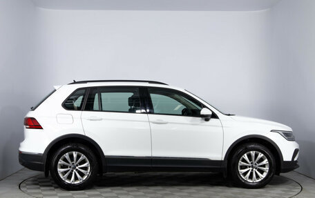 Volkswagen Tiguan II, 2021 год, 2 980 000 рублей, 4 фотография