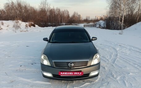 Nissan Teana, 2006 год, 900 000 рублей, 2 фотография