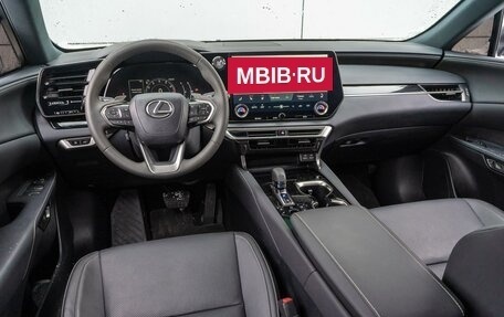 Lexus RX IV рестайлинг, 2023 год, 8 499 000 рублей, 6 фотография