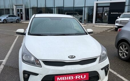 KIA Rio IV, 2019 год, 1 590 000 рублей, 2 фотография