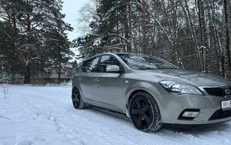 KIA cee'd I рестайлинг, 2010 год, 800 000 рублей, 2 фотография