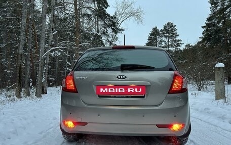 KIA cee'd I рестайлинг, 2010 год, 800 000 рублей, 11 фотография