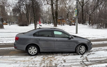 Volkswagen Jetta VI, 2011 год, 780 000 рублей, 5 фотография