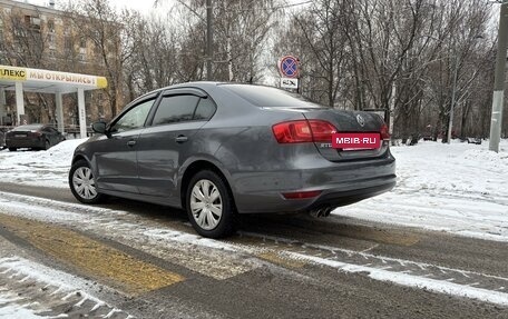 Volkswagen Jetta VI, 2011 год, 780 000 рублей, 3 фотография