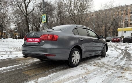 Volkswagen Jetta VI, 2011 год, 780 000 рублей, 4 фотография