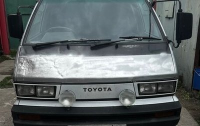 Toyota MasterAce Surf, 1988 год, 305 000 рублей, 1 фотография