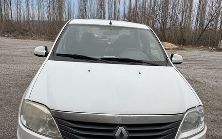 Renault Logan I, 2014 год, 450 000 рублей, 2 фотография