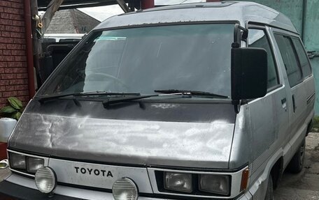 Toyota MasterAce Surf, 1988 год, 305 000 рублей, 2 фотография