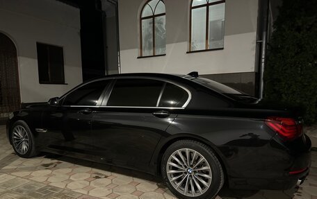 BMW 7 серия, 2014 год, 3 100 000 рублей, 2 фотография