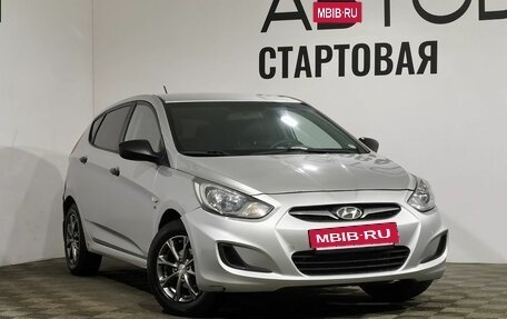 Hyundai Solaris II рестайлинг, 2011 год, 730 000 рублей, 16 фотография