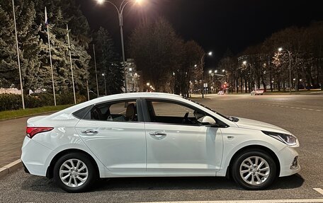 Hyundai Solaris II рестайлинг, 2017 год, 1 490 000 рублей, 4 фотография