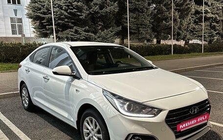 Hyundai Solaris II рестайлинг, 2017 год, 1 490 000 рублей, 2 фотография