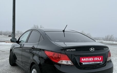 Hyundai Solaris II рестайлинг, 2011 год, 889 000 рублей, 4 фотография