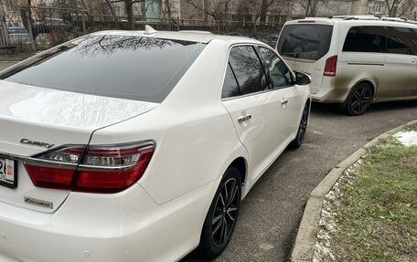 Toyota Camry, 2017 год, 2 450 000 рублей, 6 фотография