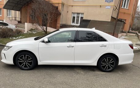 Toyota Camry, 2017 год, 2 450 000 рублей, 3 фотография