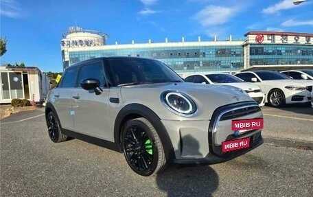 MINI Hatch, 2022 год, 2 803 000 рублей, 2 фотография