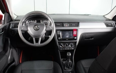 Skoda Rapid I, 2018 год, 1 129 000 рублей, 6 фотография