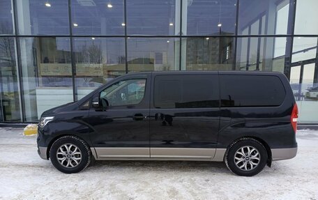 Hyundai H-1 II рестайлинг, 2019 год, 3 349 000 рублей, 10 фотография