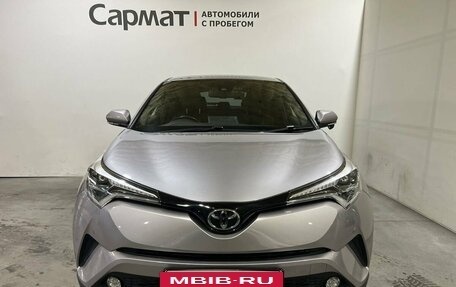 Toyota C-HR I рестайлинг, 2017 год, 2 050 000 рублей, 2 фотография