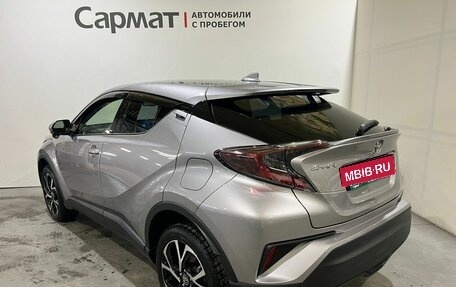 Toyota C-HR I рестайлинг, 2017 год, 2 050 000 рублей, 5 фотография