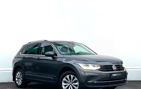 Volkswagen Tiguan II, 2021 год, 4 052 800 рублей, 3 фотография