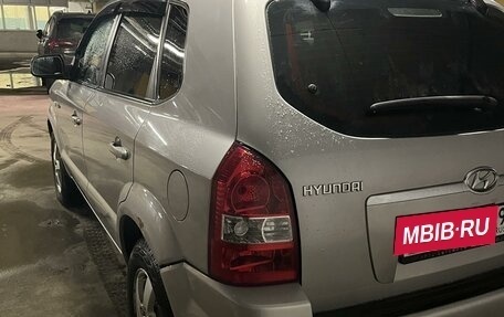 Hyundai Tucson III, 2004 год, 850 000 рублей, 3 фотография