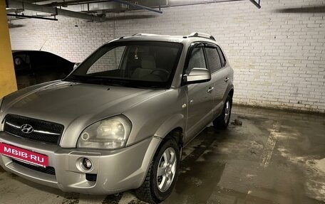 Hyundai Tucson III, 2004 год, 850 000 рублей, 8 фотография