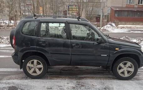 Chevrolet Niva I рестайлинг, 2010 год, 450 000 рублей, 4 фотография