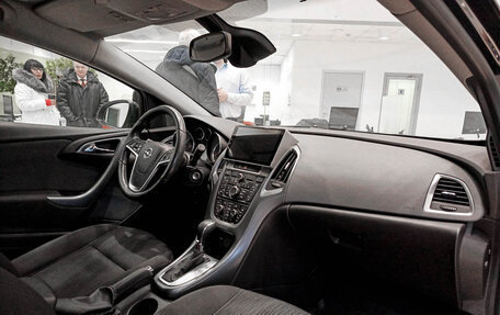 Opel Astra J, 2014 год, 1 058 000 рублей, 11 фотография