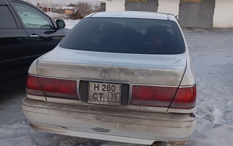 Toyota Crown, 2002 год, 650 000 рублей, 2 фотография