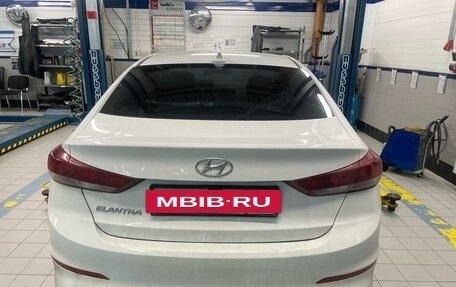 Hyundai Elantra VI рестайлинг, 2018 год, 1 290 000 рублей, 5 фотография