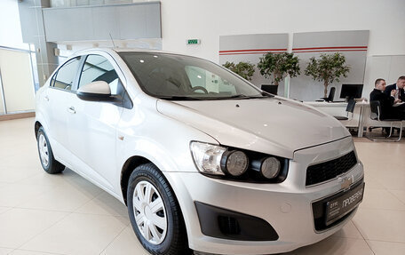 Chevrolet Aveo III, 2012 год, 749 000 рублей, 3 фотография