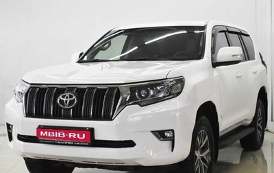 Toyota Land Cruiser Prado 150 рестайлинг 2, 2017 год, 3 930 000 рублей, 1 фотография