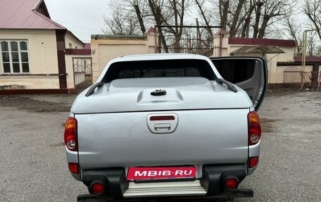 Mitsubishi L200 IV рестайлинг, 2013 год, 1 760 000 рублей, 9 фотография