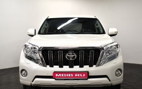 Toyota Land Cruiser Prado 150 рестайлинг 2, 2016 год, 3 550 000 рублей, 2 фотография