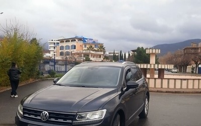 Volkswagen Tiguan II, 2017 год, 2 200 000 рублей, 1 фотография