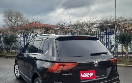 Volkswagen Tiguan II, 2017 год, 2 200 000 рублей, 4 фотография