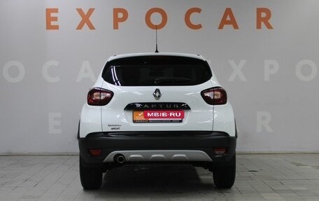 Renault Kaptur I рестайлинг, 2019 год, 1 370 000 рублей, 6 фотография