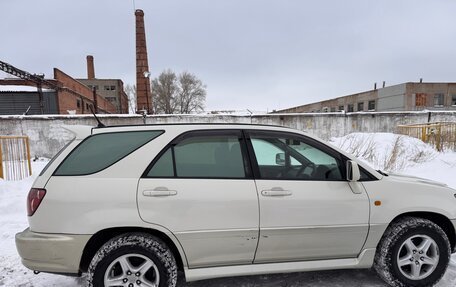 Toyota Harrier, 1999 год, 900 000 рублей, 3 фотография