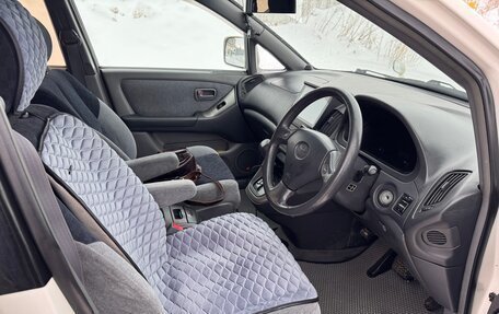 Toyota Harrier, 1999 год, 900 000 рублей, 16 фотография