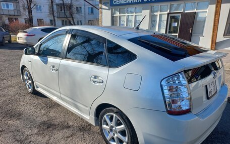 Toyota Prius, 2008 год, 950 000 рублей, 3 фотография