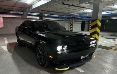 Dodge Challenger III рестайлинг 2, 2018 год, 4 000 000 рублей, 1 фотография